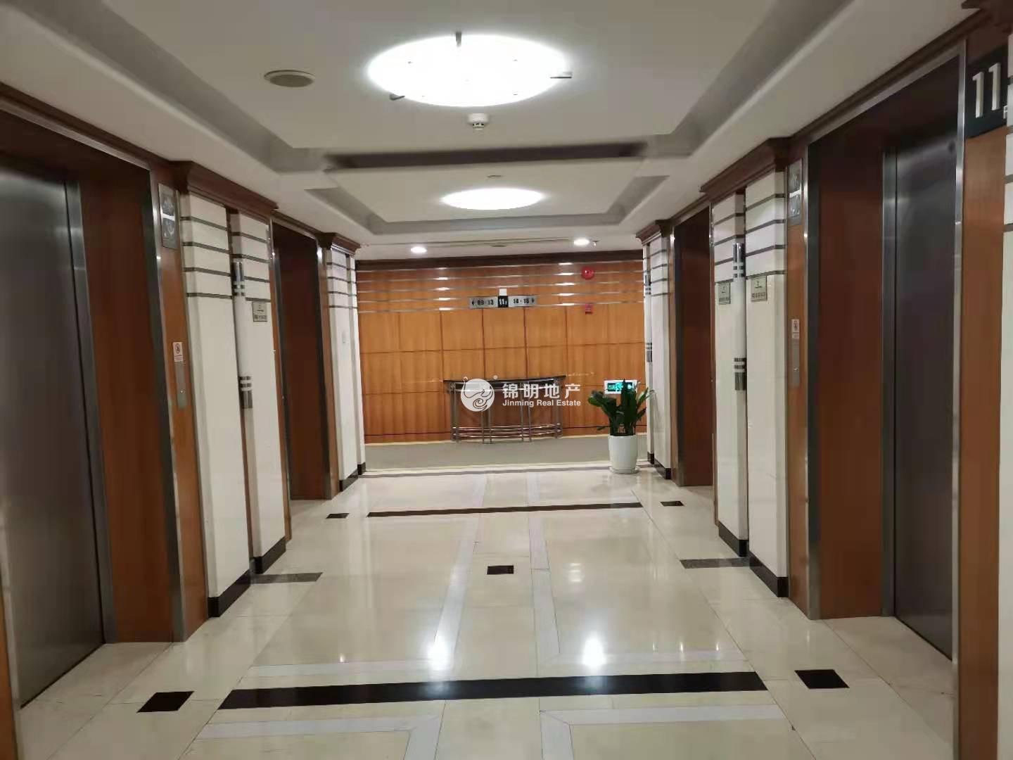 淮海中路淮海中华大厦58平米写字楼出租