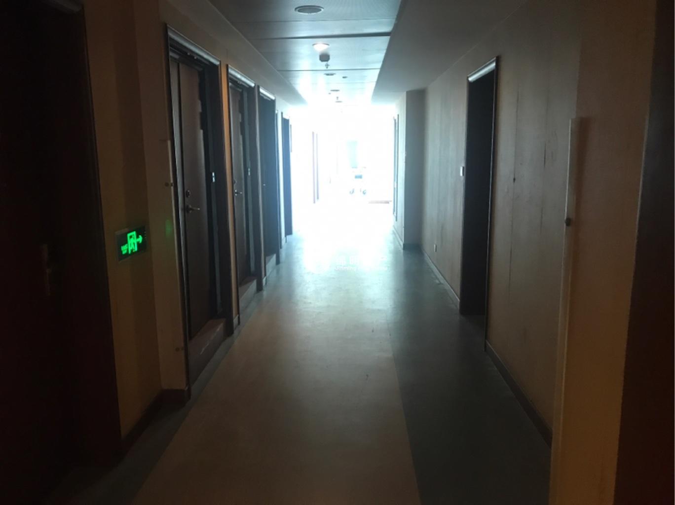 临平路飘鹰世纪大厦77平米写字楼出租