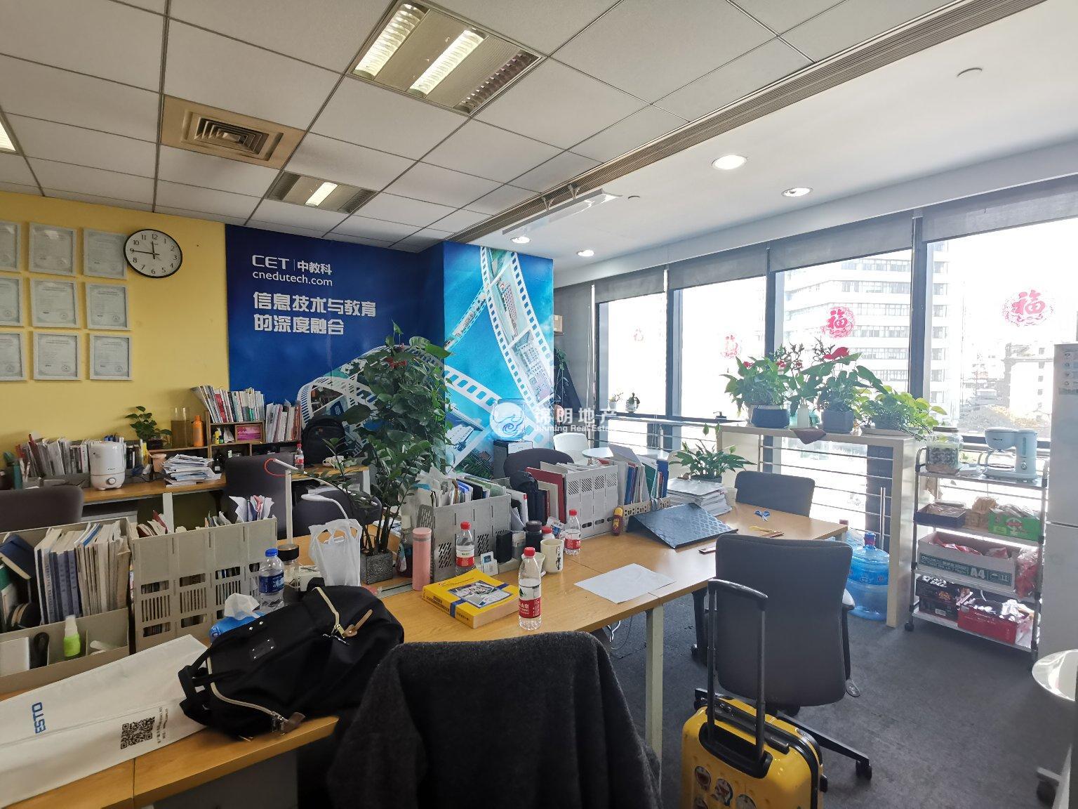 曹杨绿地和创大厦123平米写字楼出租