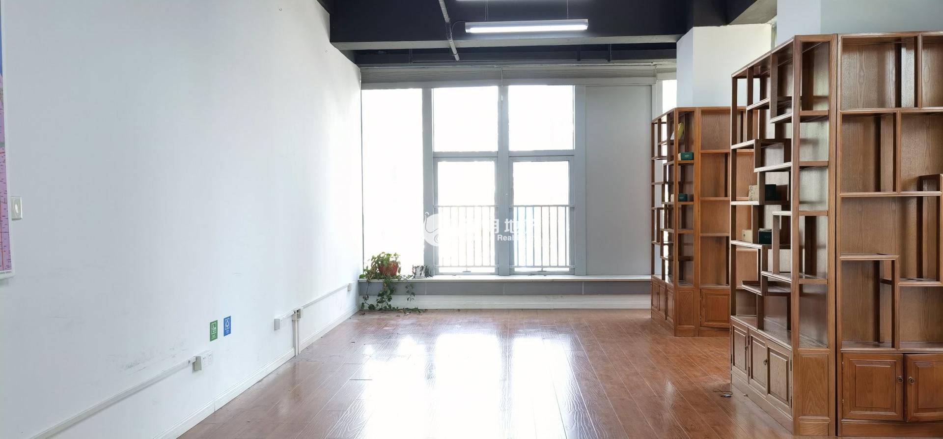 七宝万科七宝国际64平米写字楼出租