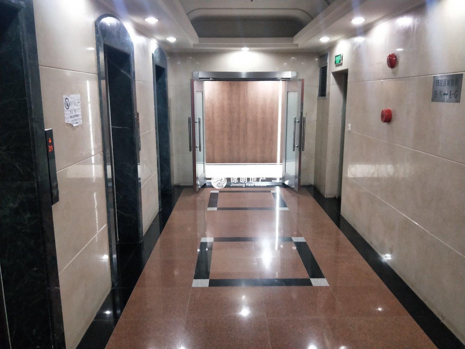 豫园新上海城市广场105平米写字楼出租