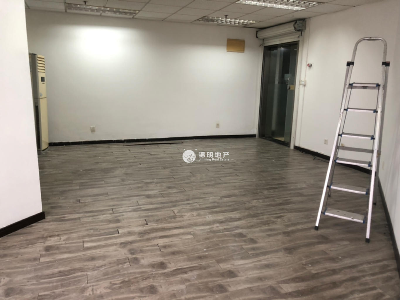 打浦桥致远大厦57平米写字楼出租