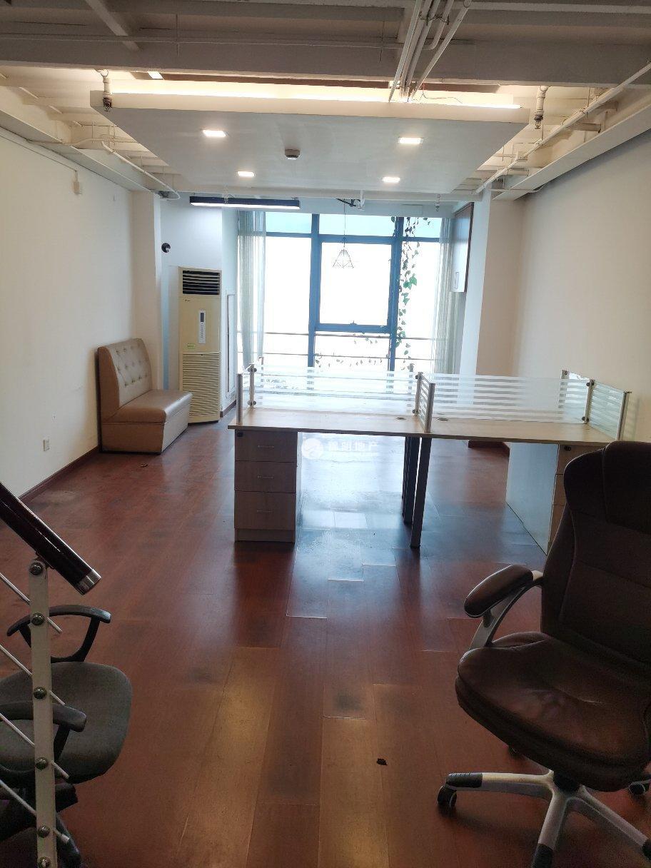 西藏北路金赢108创意广场65平米写字楼出租