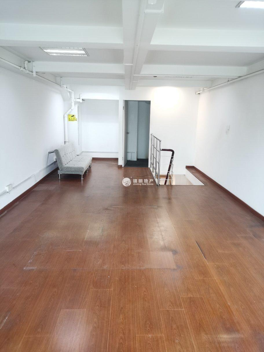 西藏北路金赢108创意广场65平米写字楼出租