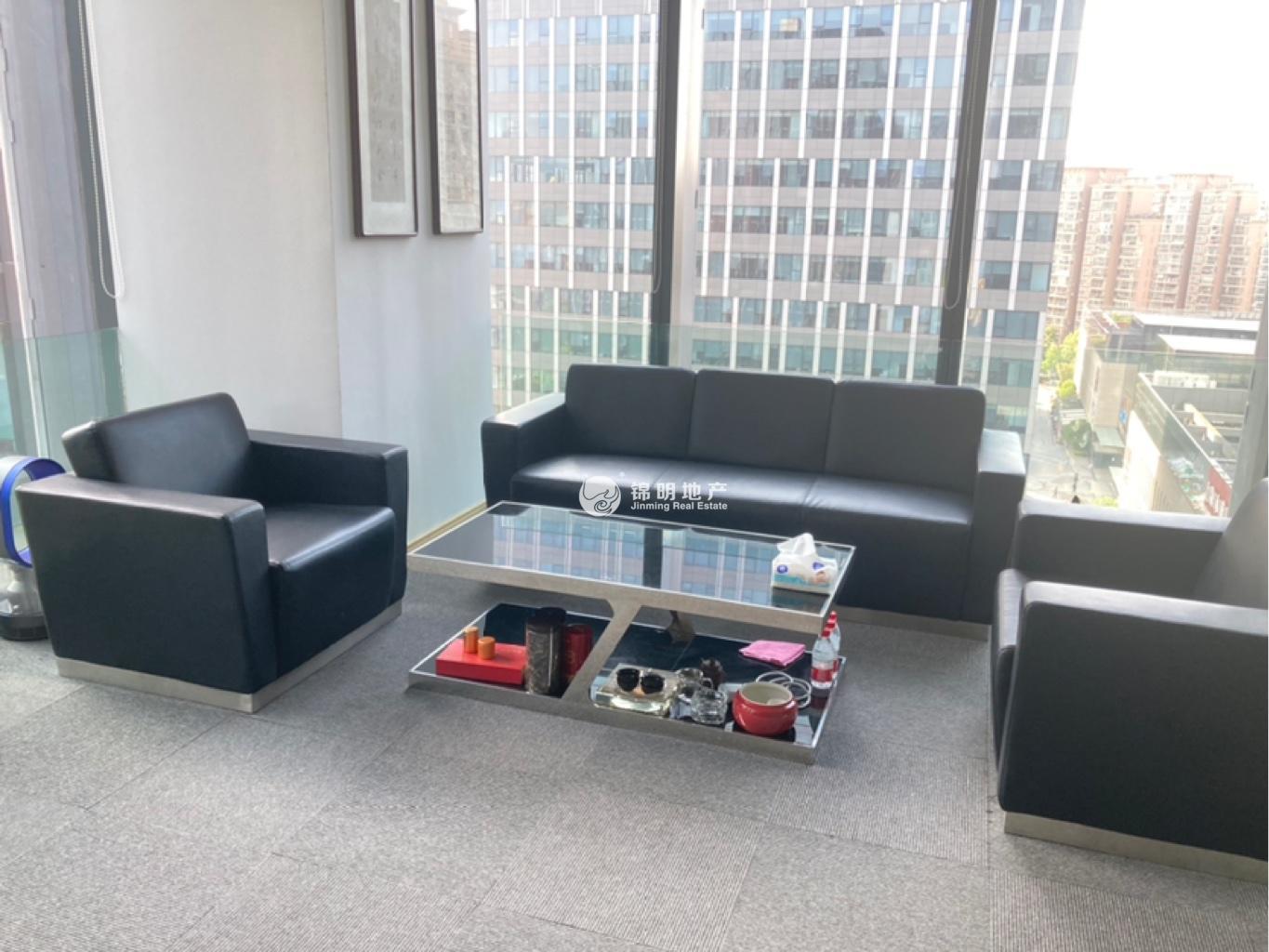 周家嘴路北美广场126平米写字楼出租