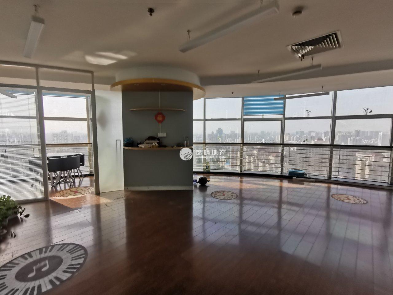 不夜城林顿大厦102平米写字楼出租