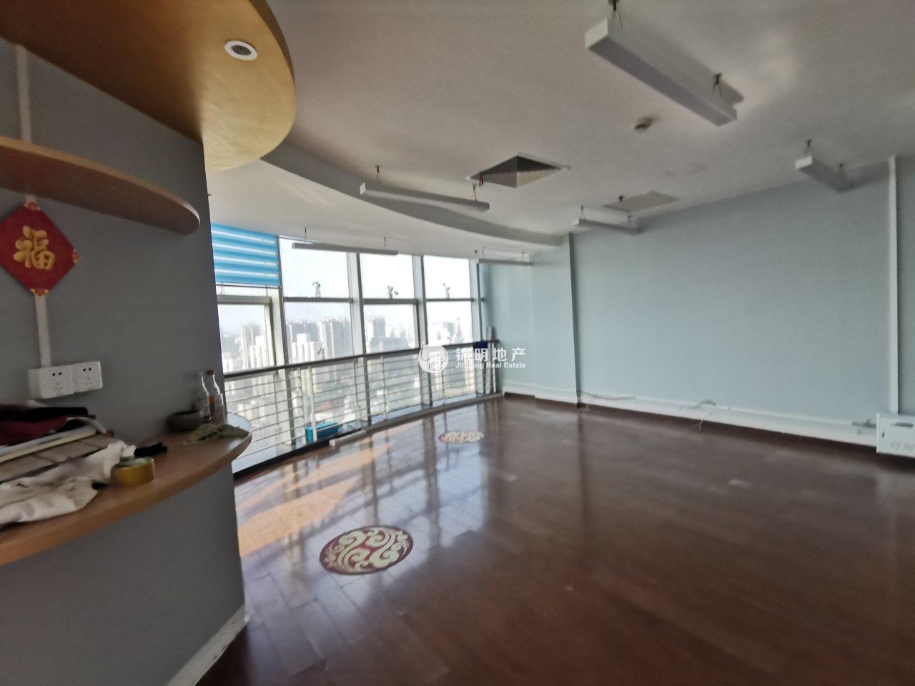 不夜城林顿大厦102平米写字楼出租