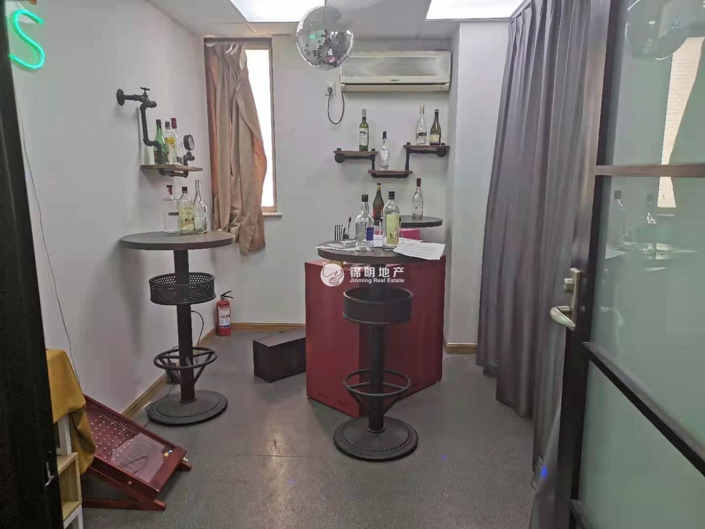 老西门永惠大厦213平米写字楼出租