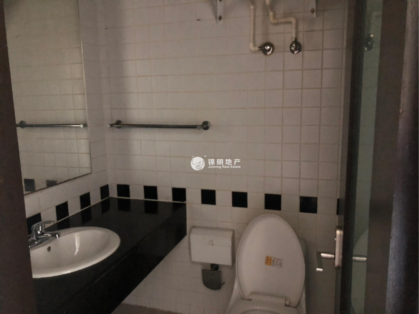 不夜城一天下大厦44平米写字楼出租