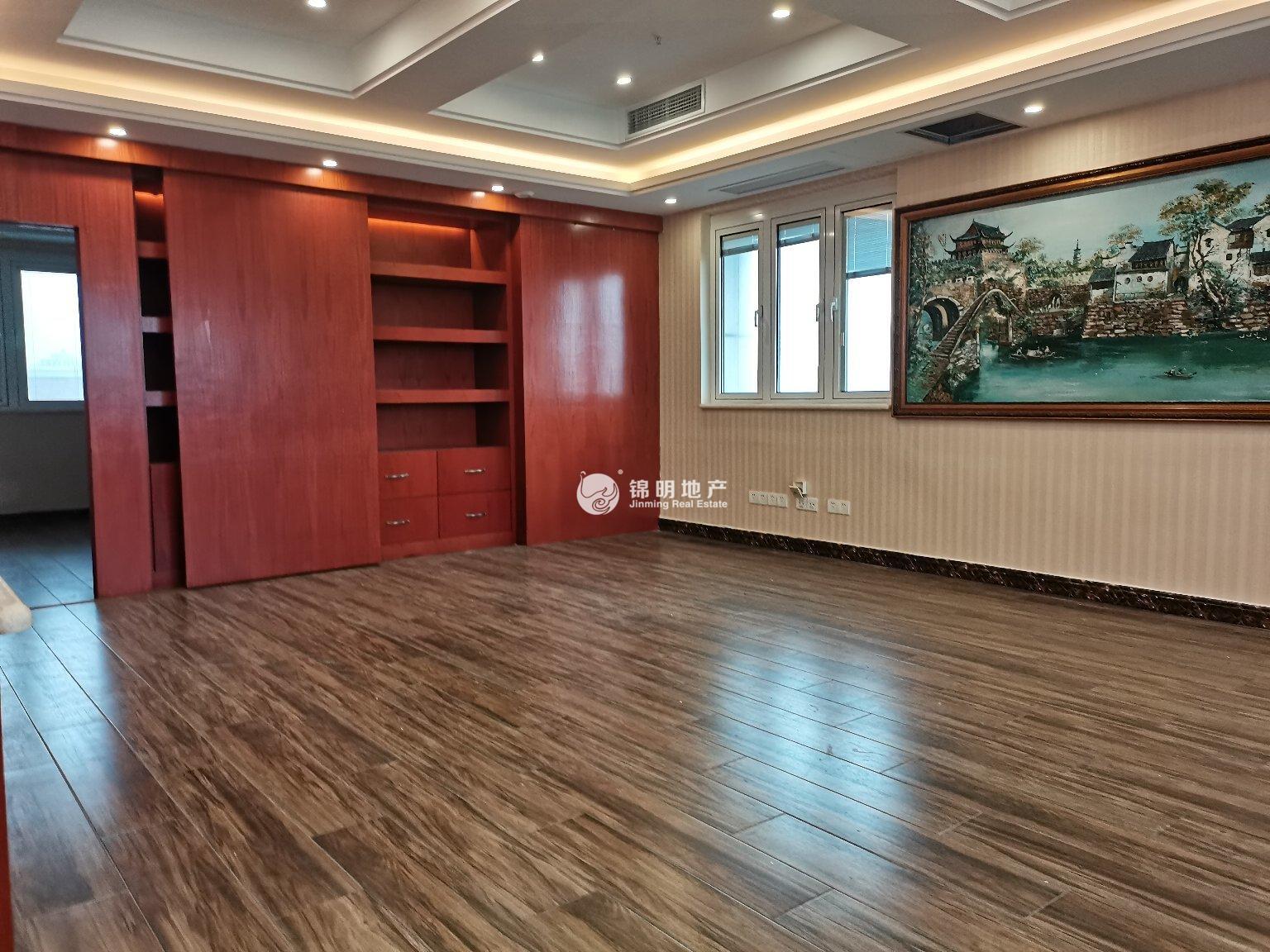 曹杨中谊大厦580平米写字楼出租