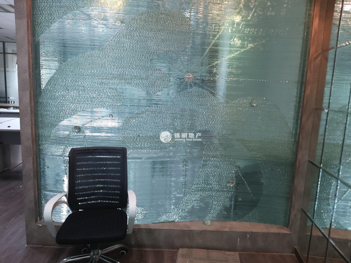 徐家汇均瑶国际广场128平米写字楼出租